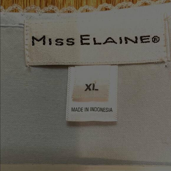 NWOT. Miss Elaine Light Blue Long Sleeve Nightgown. XL - Picture 2 of 4